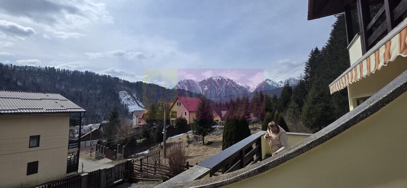 Vila duplex de vanzare cu 4 camere in Azuga