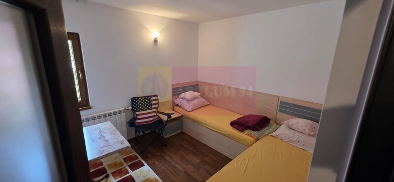 Vila duplex de vanzare cu 4 camere in Azuga